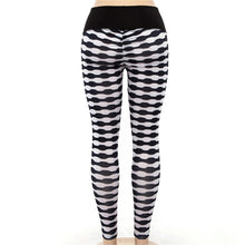 Load image into Gallery viewer, Zebra Stripe Textured Scrunch Leggings / Yoga Pants