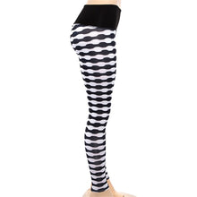 Load image into Gallery viewer, Zebra Stripe Textured Scrunch Leggings / Yoga Pants